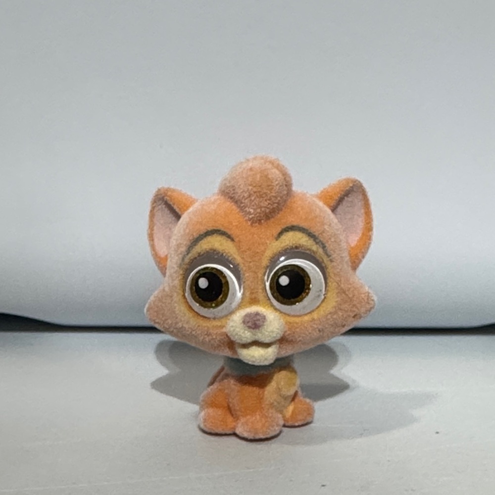 Disney Doorables | Oliver & Company | Series 10